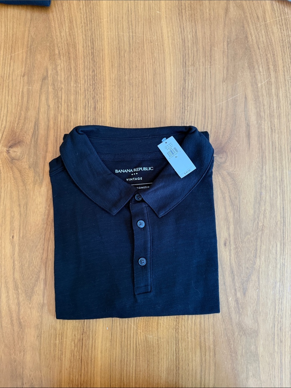 Banana Republic Vintage Men's Black Polo